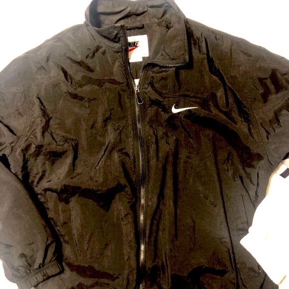 Nike vintage boxy jacket - Picture 1 of 9